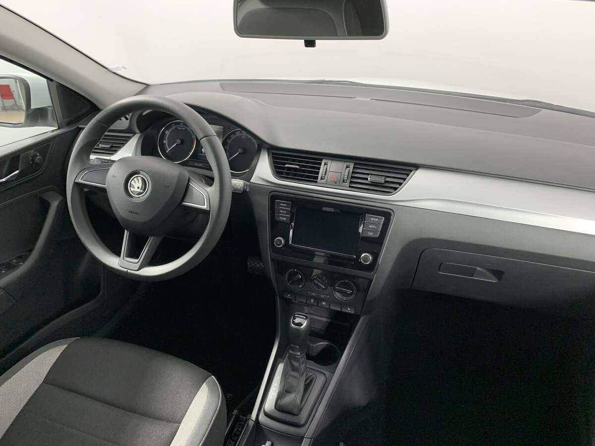 Б/У Шкода Рапид 2019 года. Фото: #8