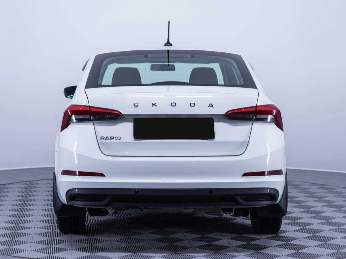 Б/У Шкода Рапид 2021 года. Фото: #5