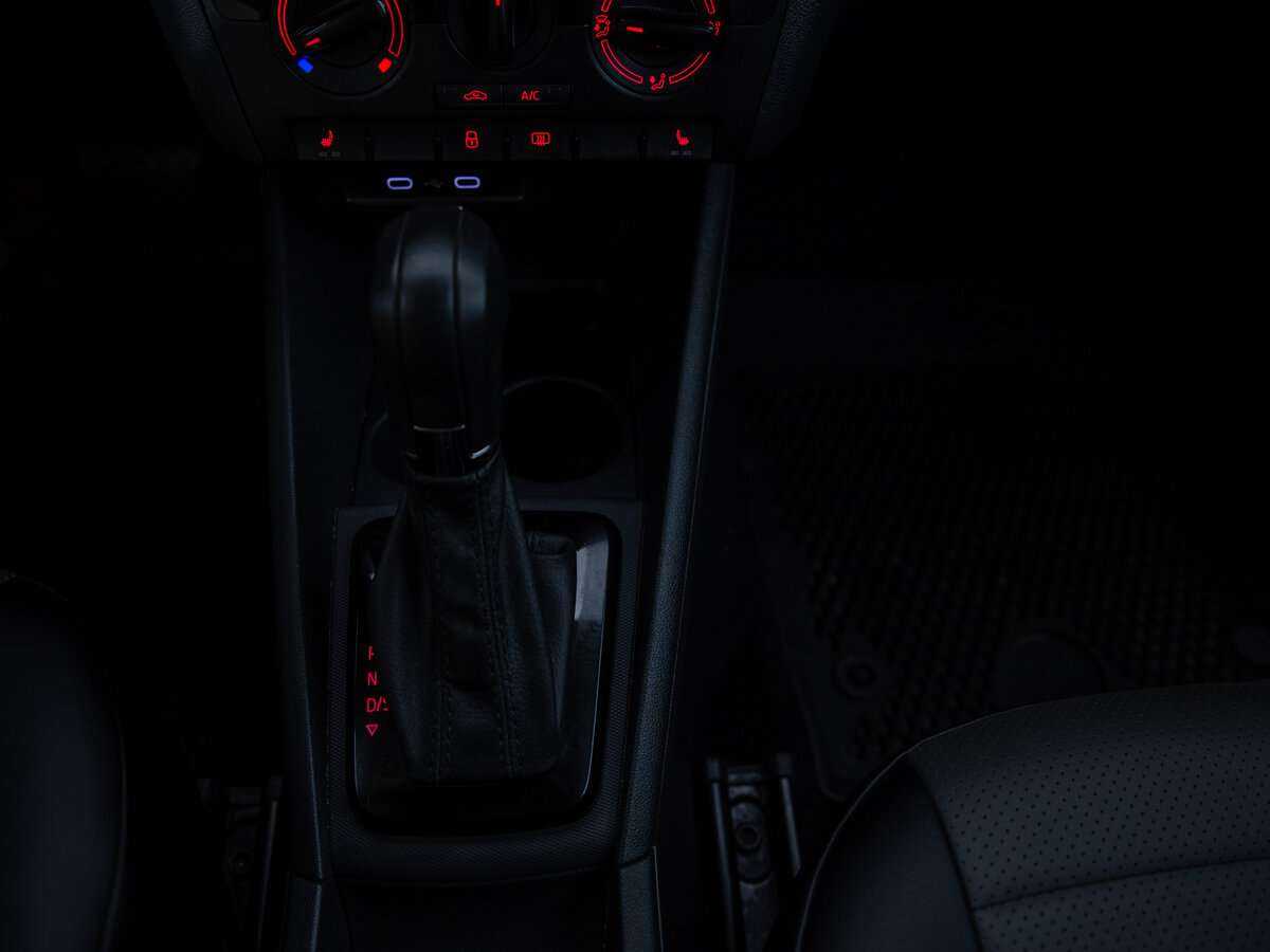 Б/У Фольксваген Поло 2020 года. Фото: #14