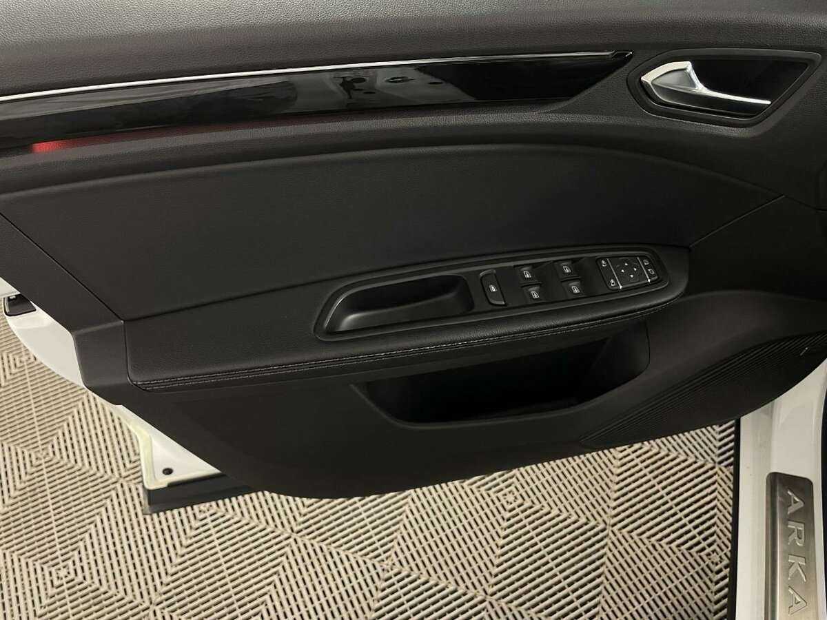 Б/У Рено Аркана 2019 года. Фото: #7