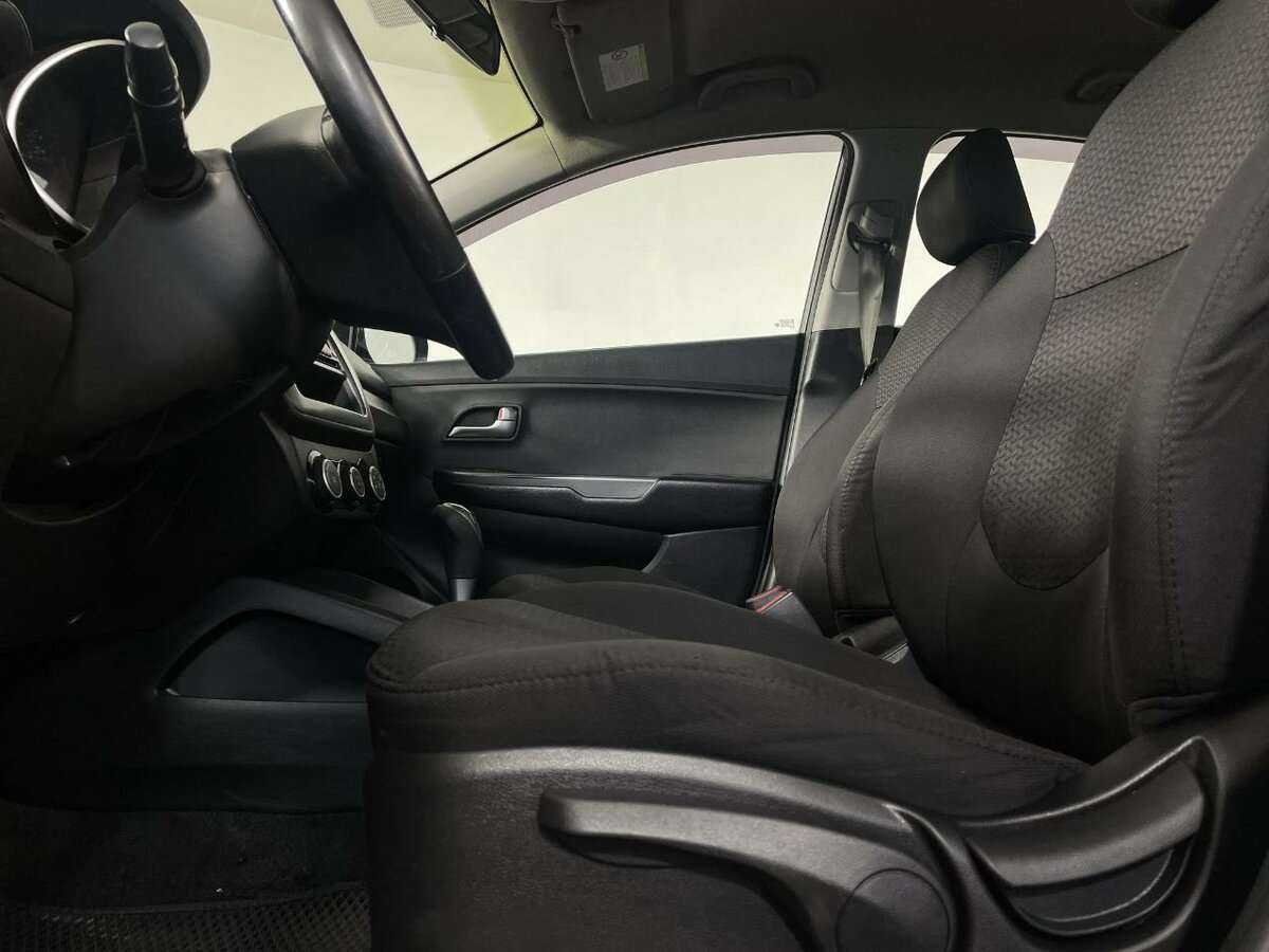 Б/У Киа Рио 2015 года. Фото: #9