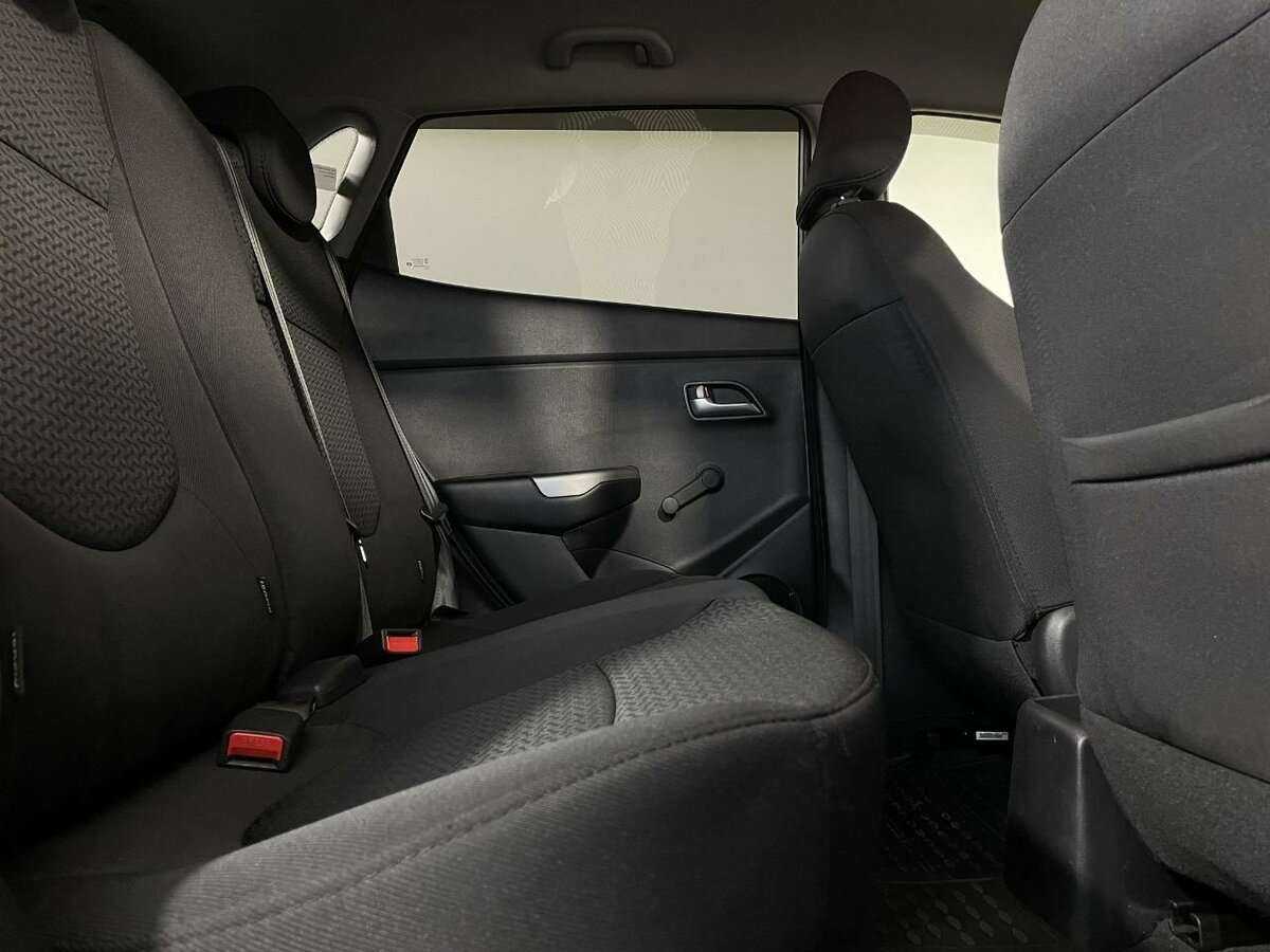 Б/У Киа Рио 2016 года. Фото: #16