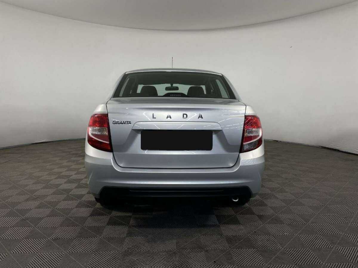 Б/У Лада (ВАЗ) Гранта 2021 года. Фото: #2