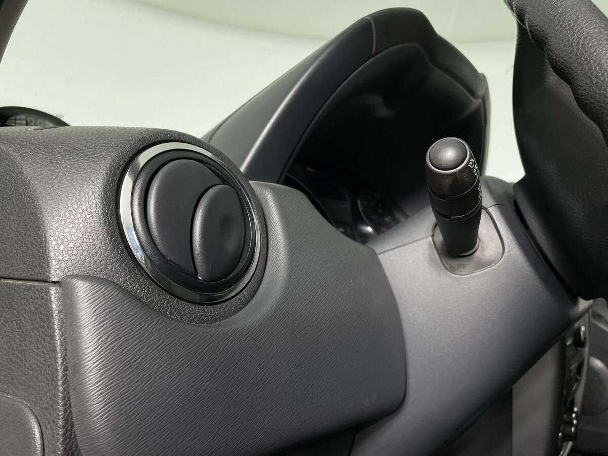 Б/У Рено Дастер 2013 года. Фото: #8