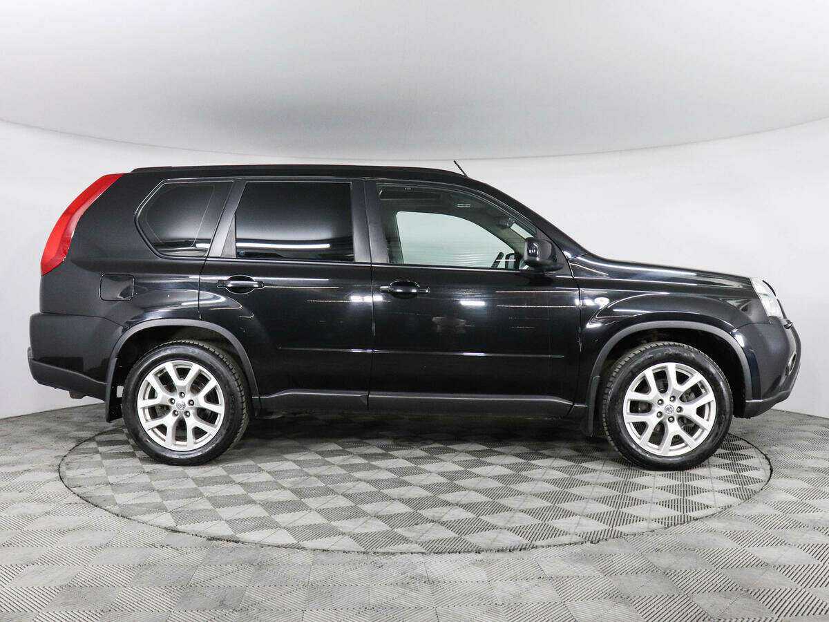 Б/У Ниссан Икс-Трейл 2013 года. Фото: #3