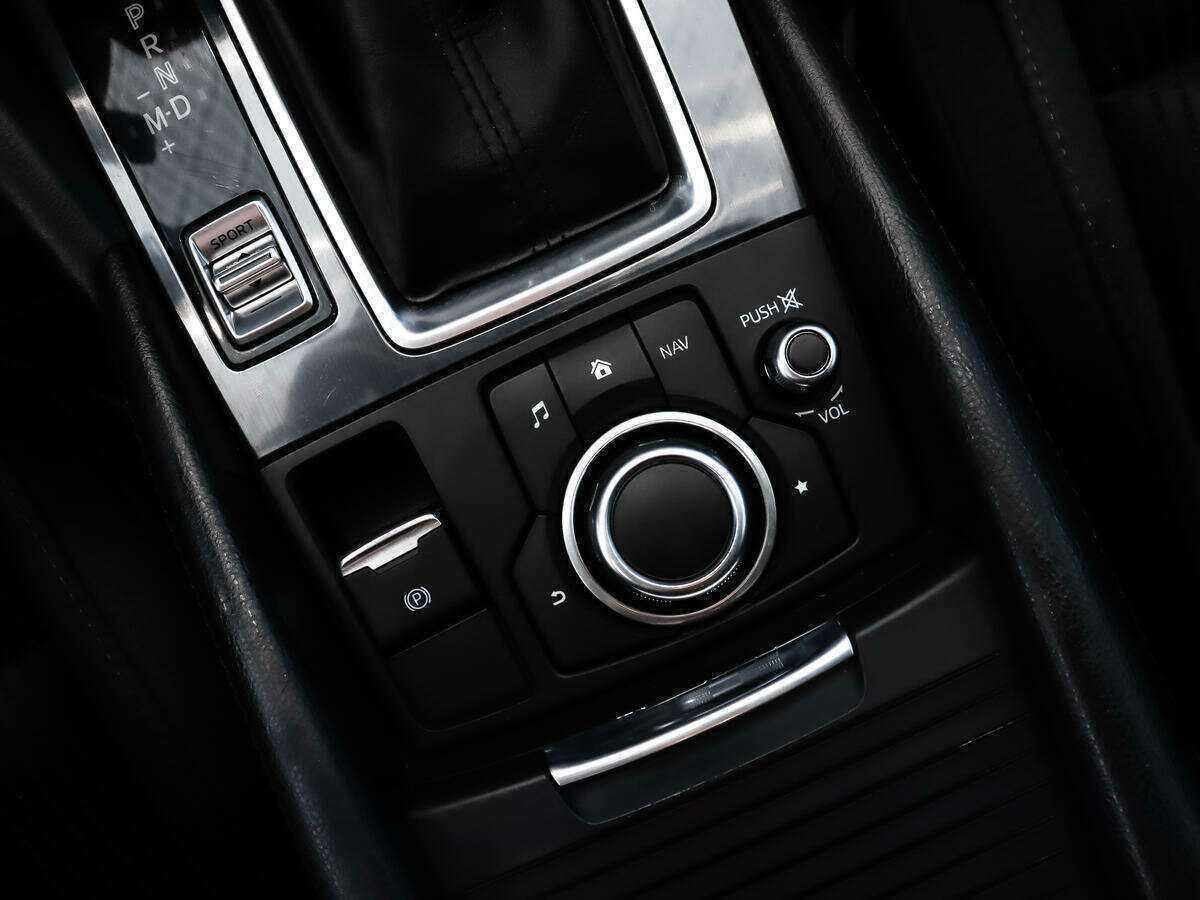 Б/У Мазда 6 2015 года. Фото: #9