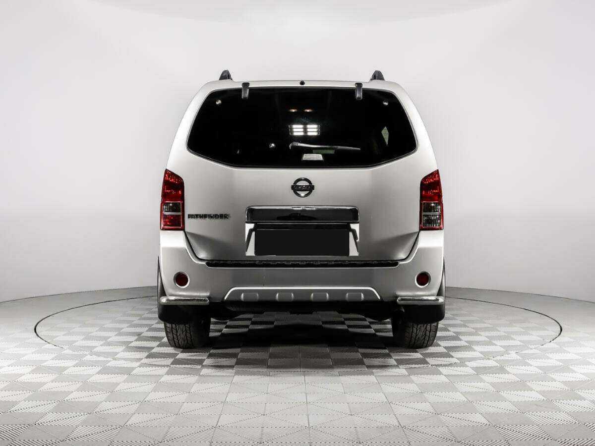 Б/У Ниссан Патфайндер 2012 года. Фото: #5