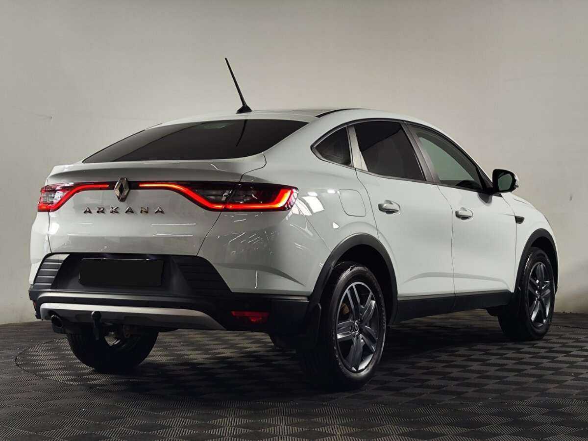 Б/У Рено Аркана 2021 года. Фото: #2