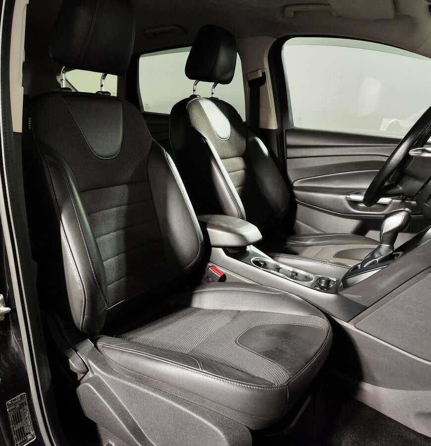 Б/У Форд Куга 2015 года. Фото: #12