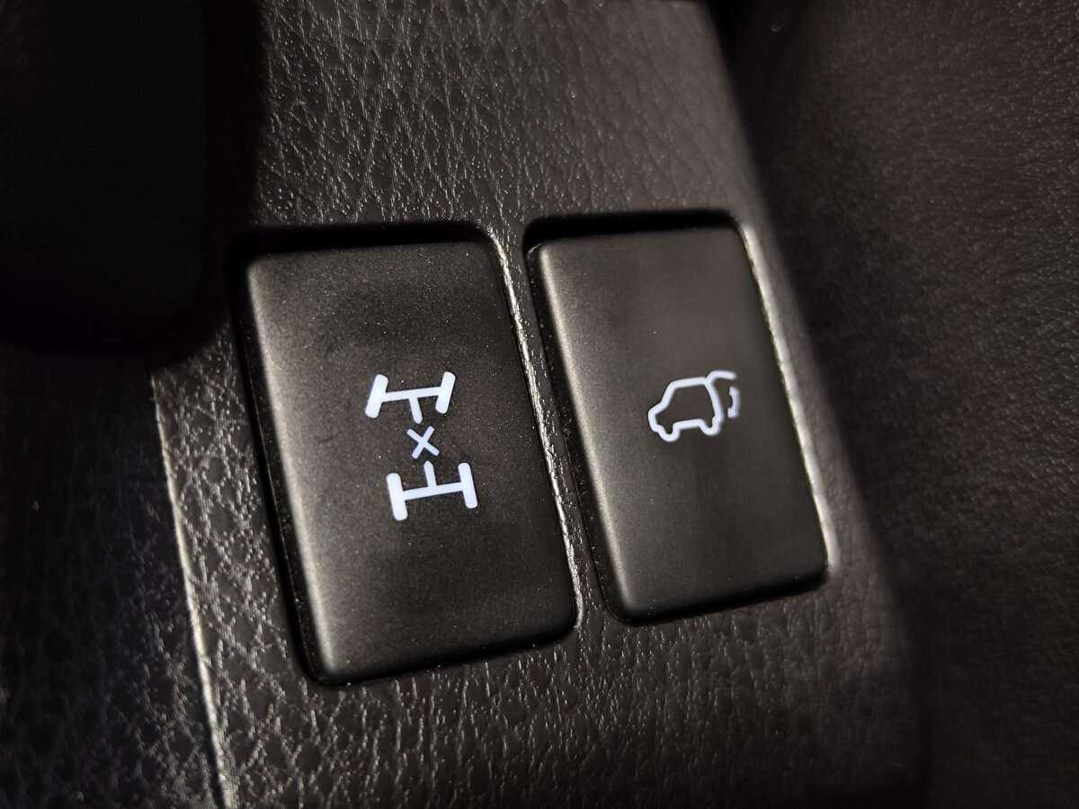 Б/У Тойота Рав4 2015 года. Фото: #19