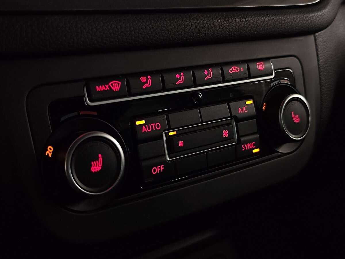 Б/У Фольксваген Тигуан 2012 года. Фото: #14