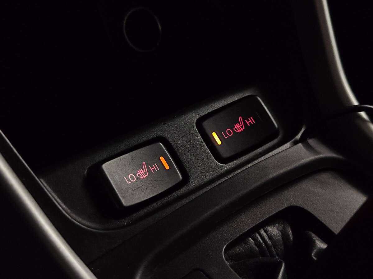 Б/У Сузуки С-Икс4 2014 года. Фото: #17