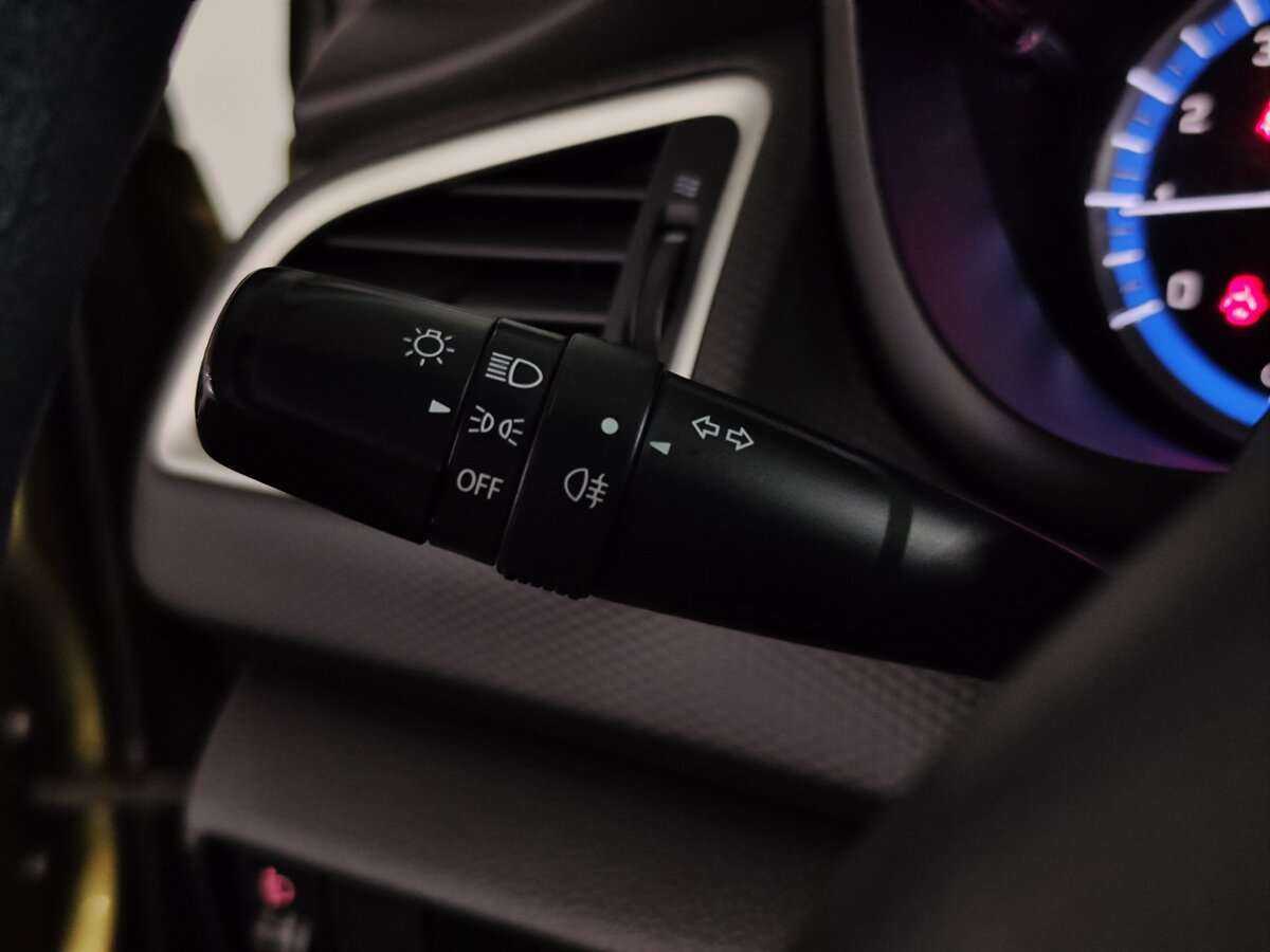 Б/У Сузуки С-Икс4 2014 года. Фото: #20