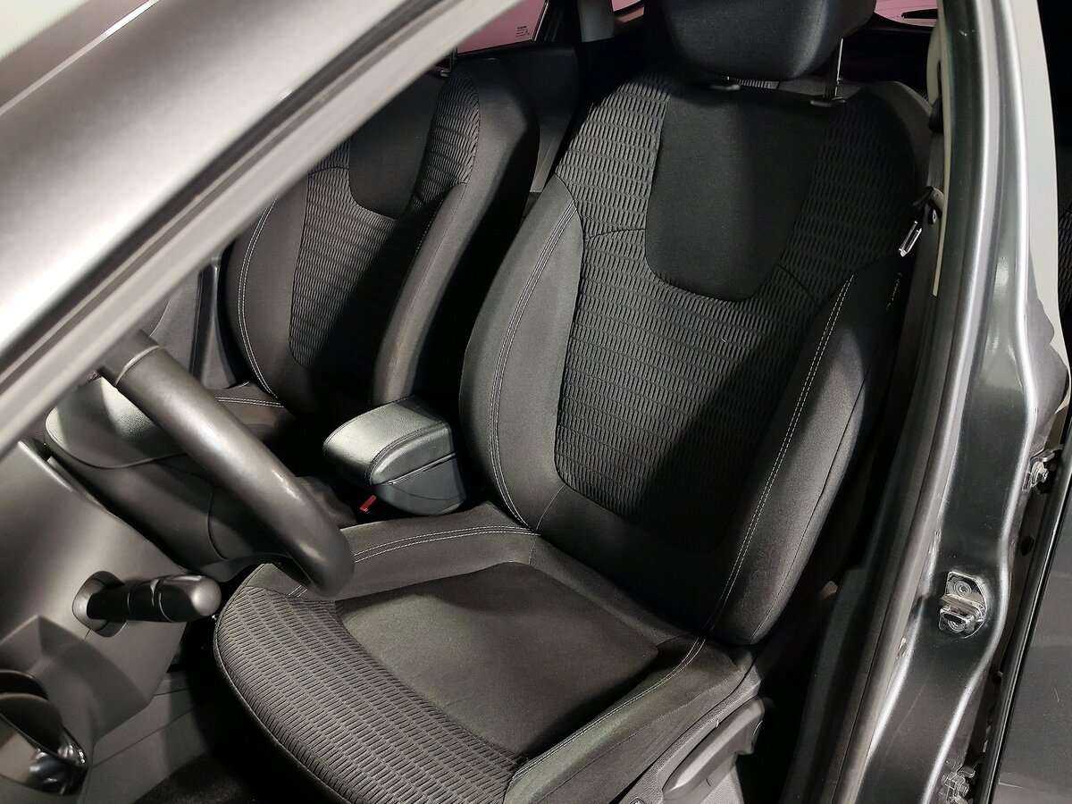 Б/У Рено Каптюр 2016 года. Фото: #7