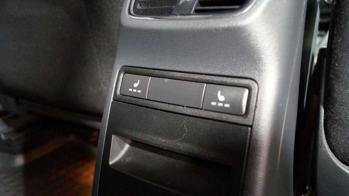 Б/У Шкода Октавия 2014 года. Фото: #12