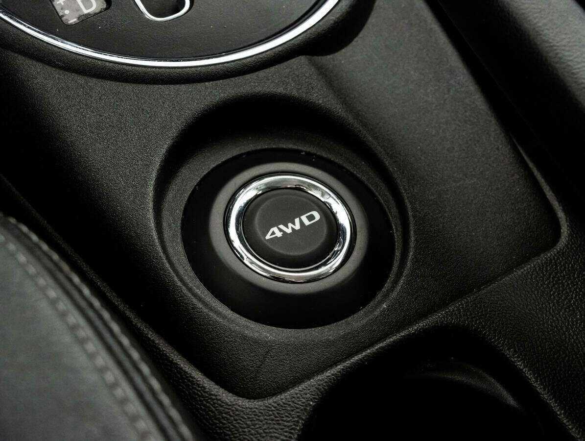 Б/У Митсубиши АС-Икс 2014 года. Фото: #15