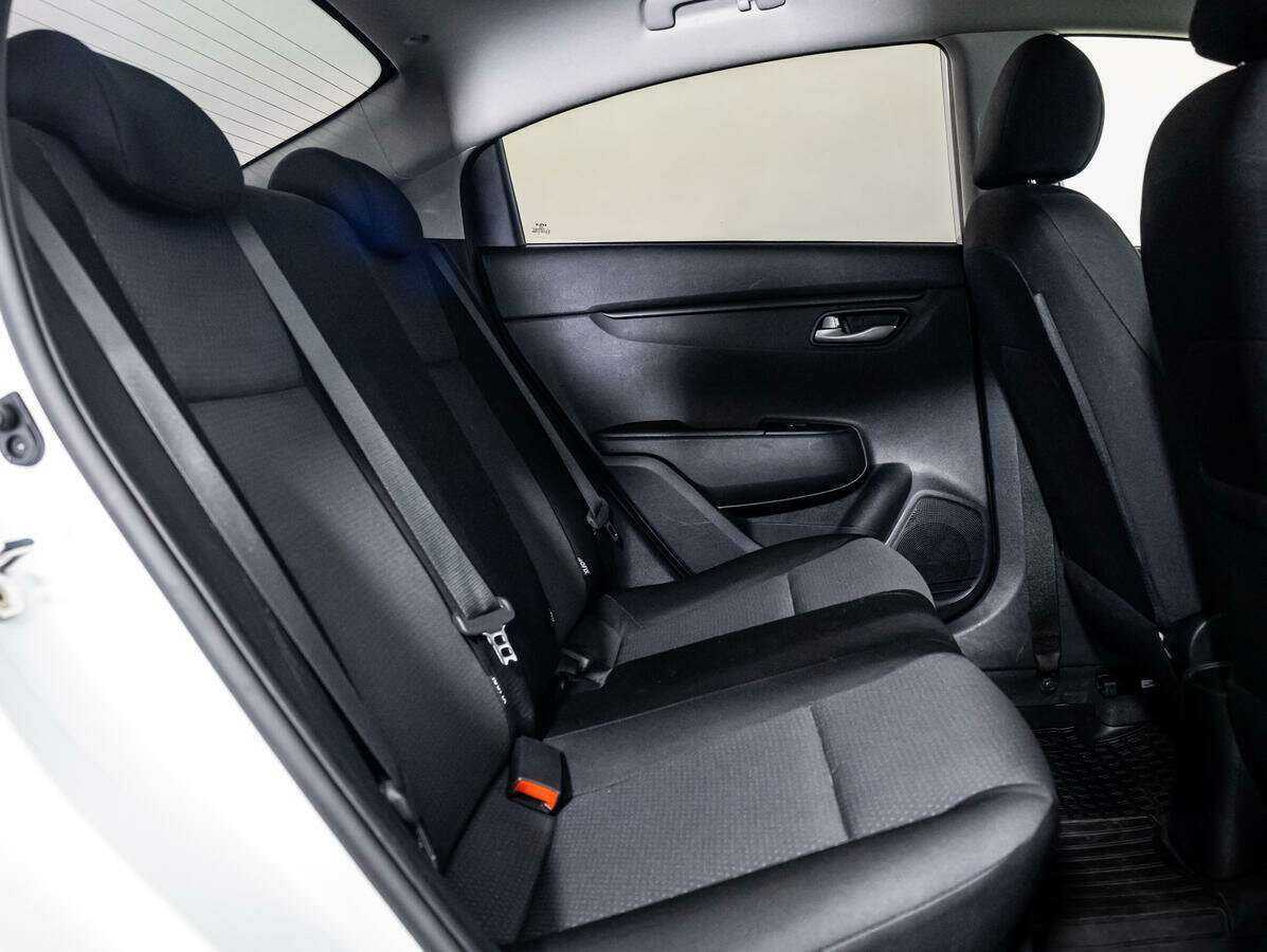 Б/У Киа Рио 2021 года. Фото: #9