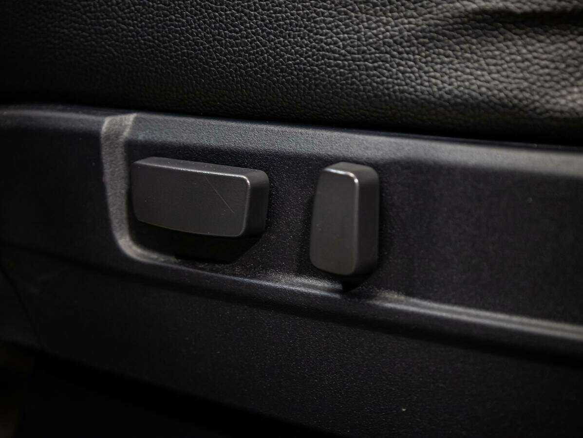 Б/У Митсубиши Оутлэндер 2013 года. Фото: #16