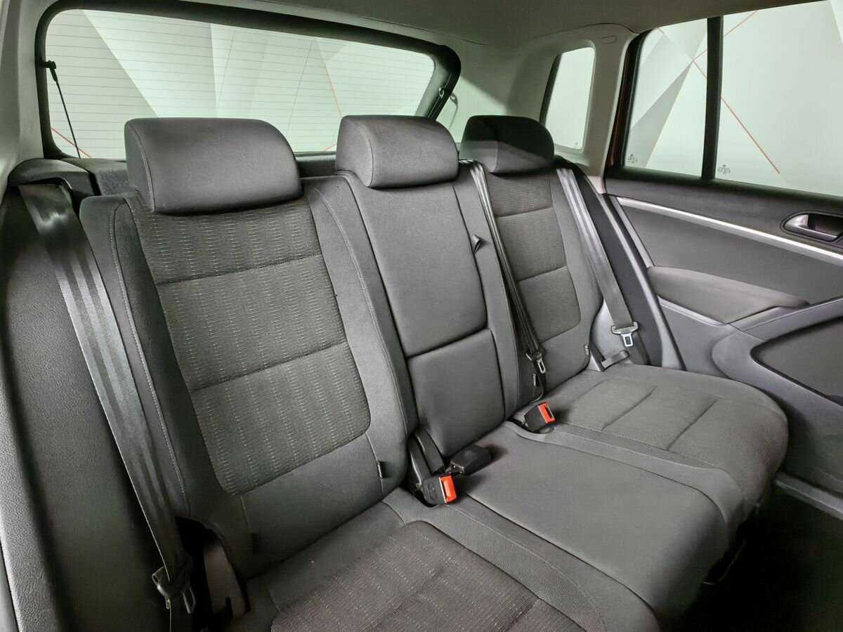 Б/У Фольксваген Тигуан 2012 года. Фото: #12