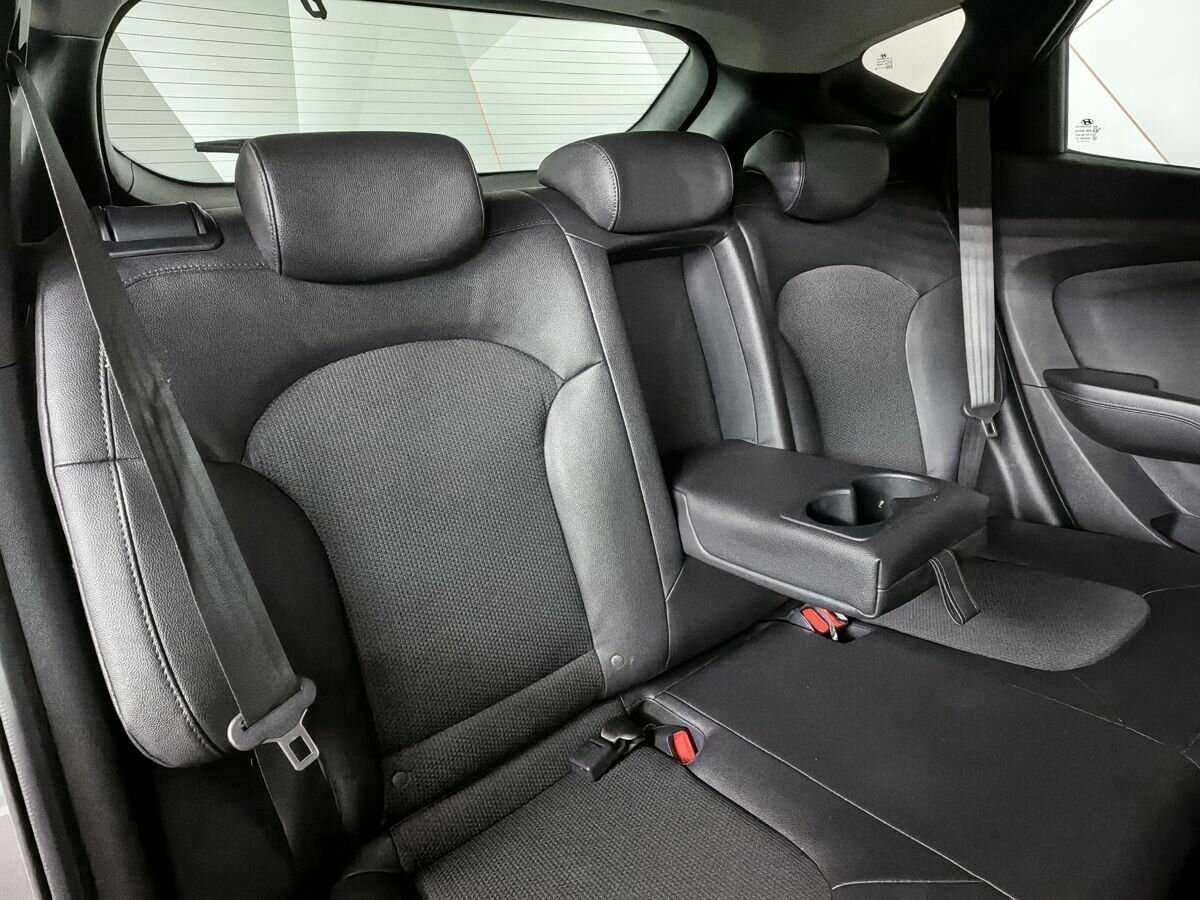 Б/У Хендай ай-икс35 2015 года. Фото: #10