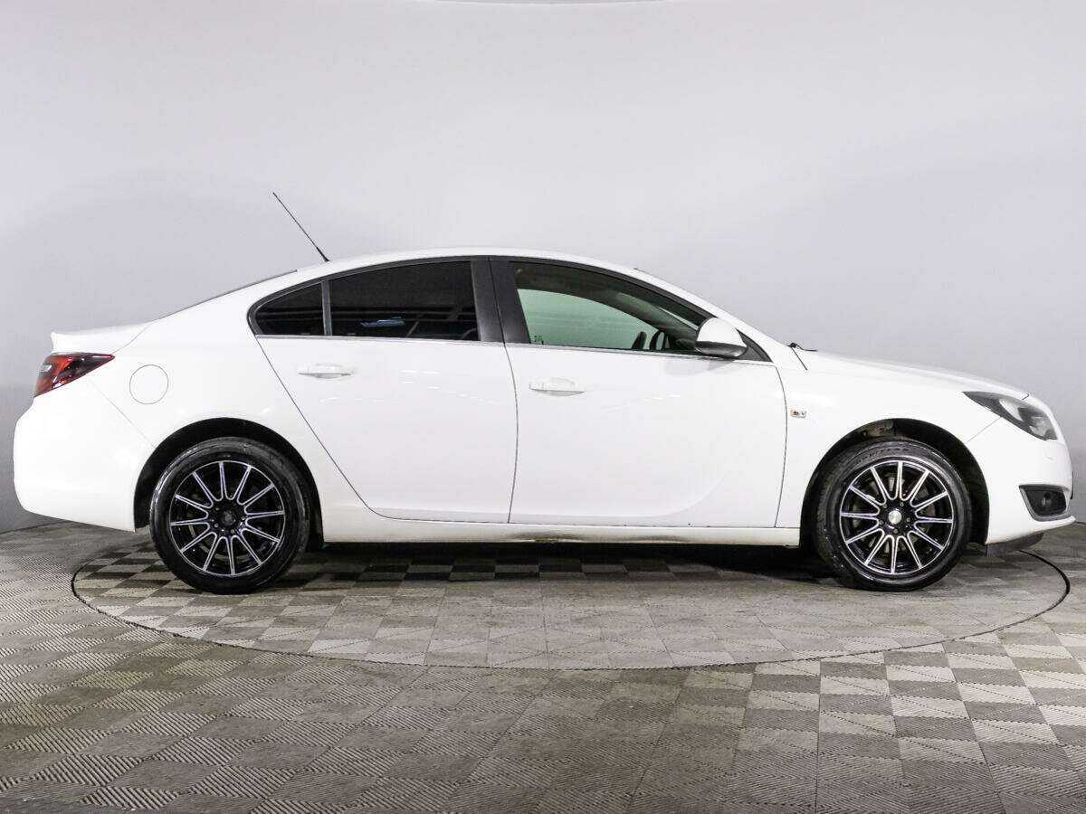 Б/У Опель Инсигния 2014 года. Фото: #3