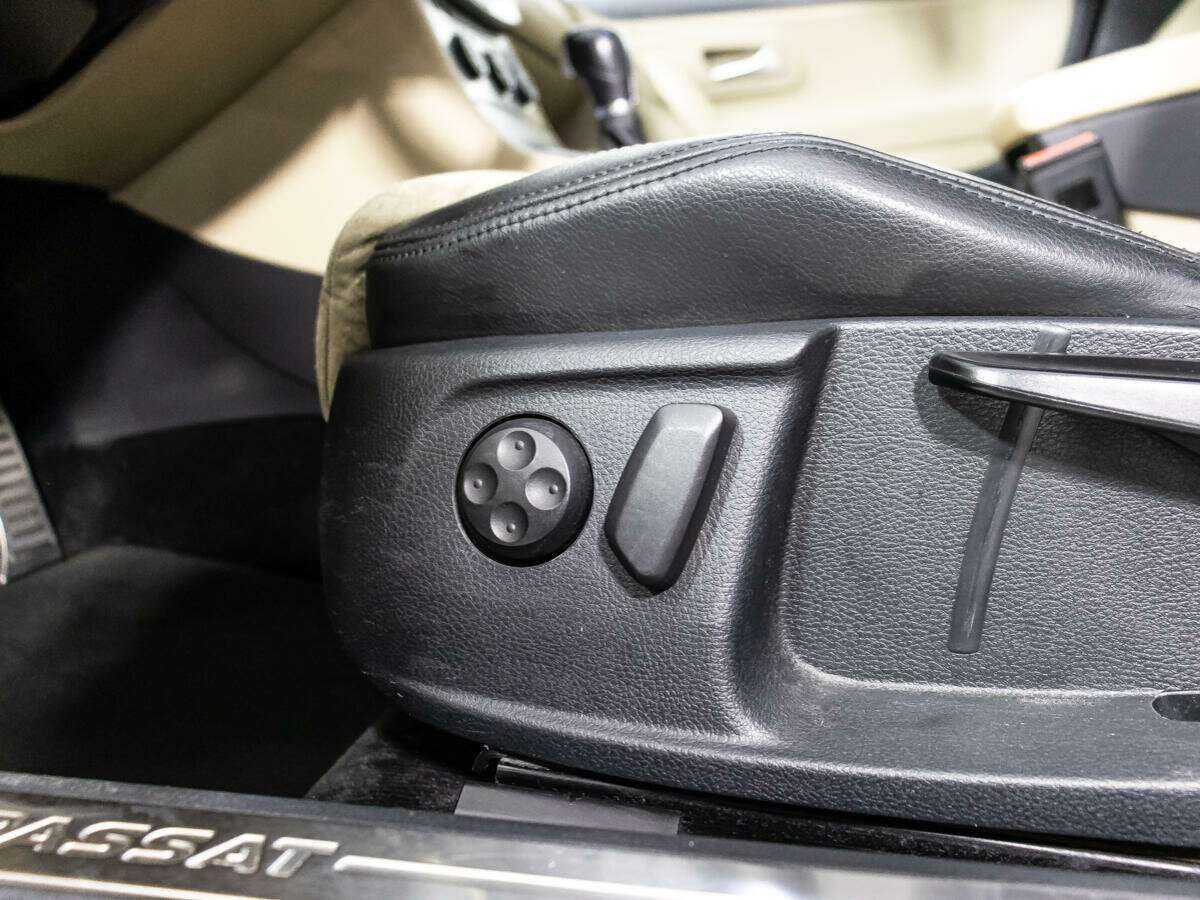 Б/У Фольксваген Пассат ЦЦ 2012 года. Фото: #17