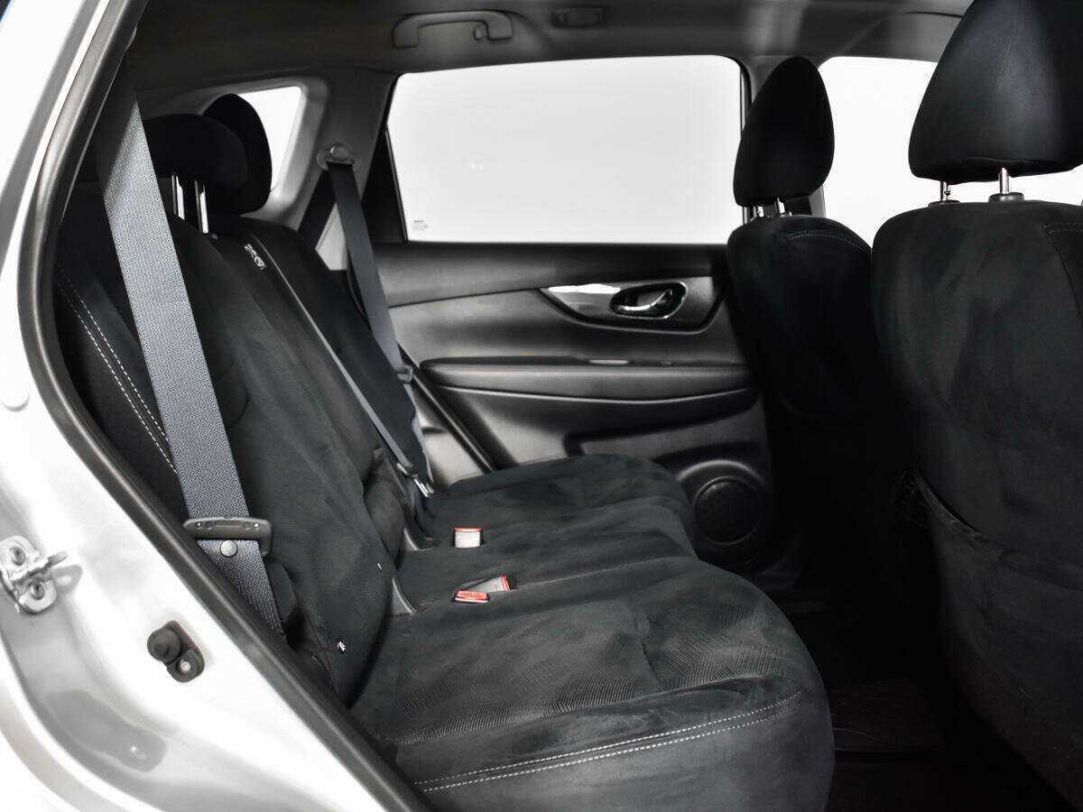 Б/У Ниссан Икс-Трейл 2016 года. Фото: #9