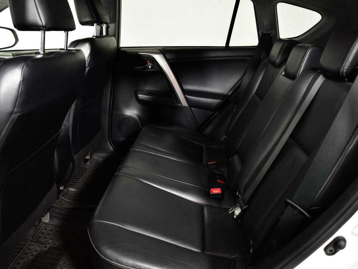 Б/У Тойота Рав4 2013 года. Фото: #9