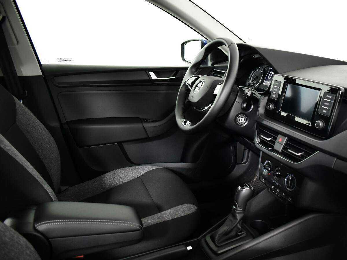 Б/У Шкода Рапид 2021 года. Фото: #6