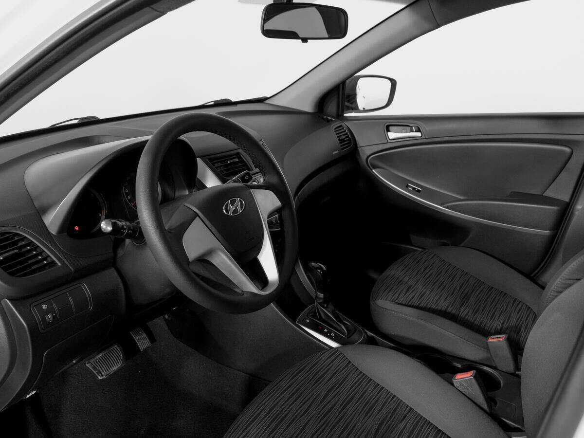 Б/У Хендай Солярис 2015 года. Фото: #14