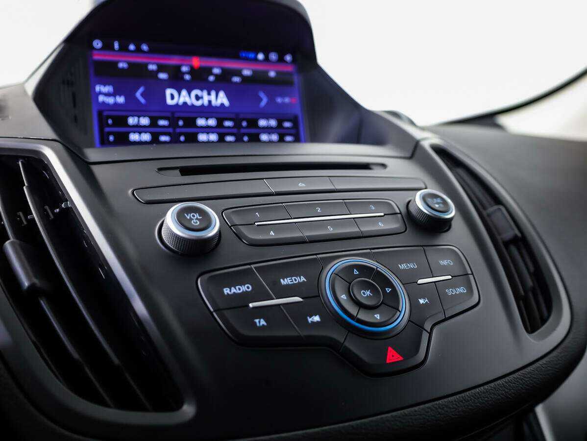 Б/У Форд Куга 2017 года. Фото: #11