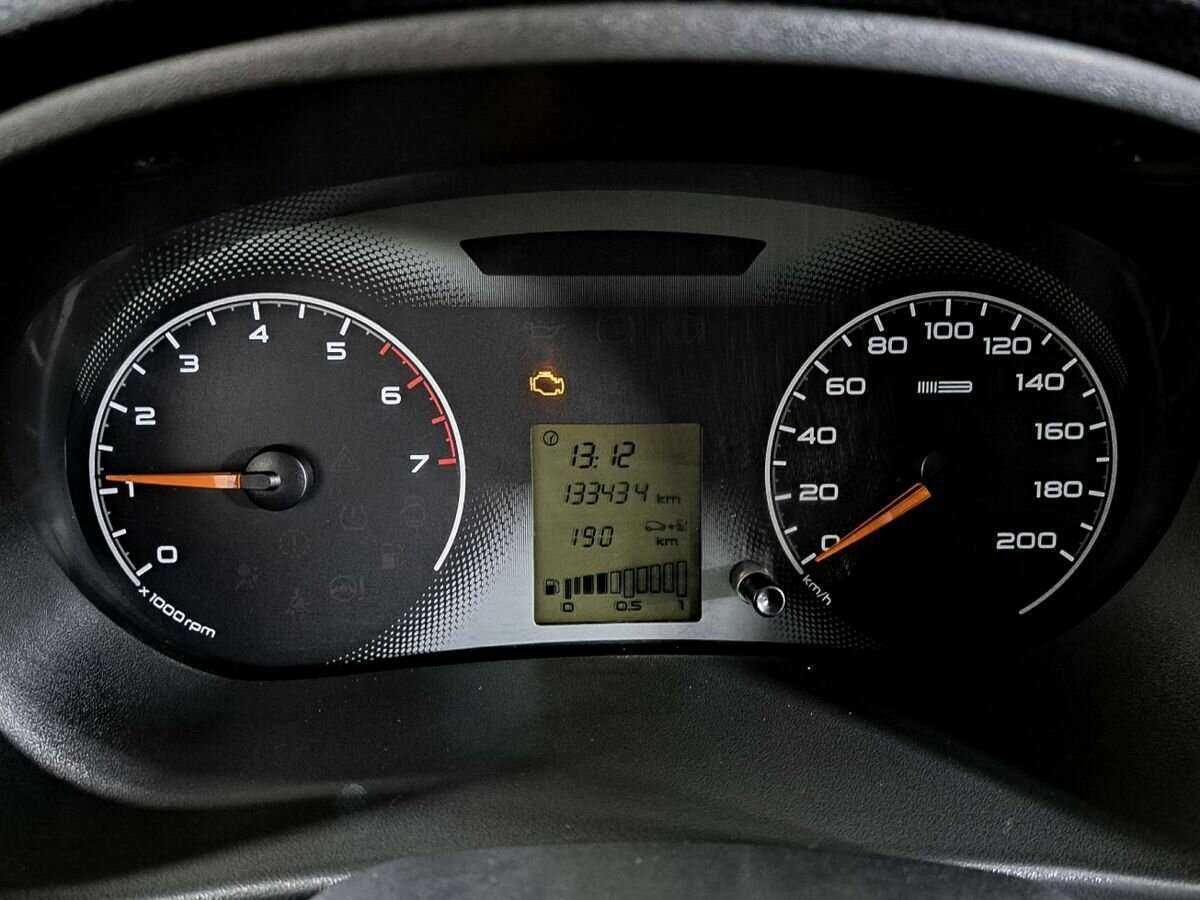 Б/У Лада (ВАЗ) Гранта 2012 года. Фото: #8