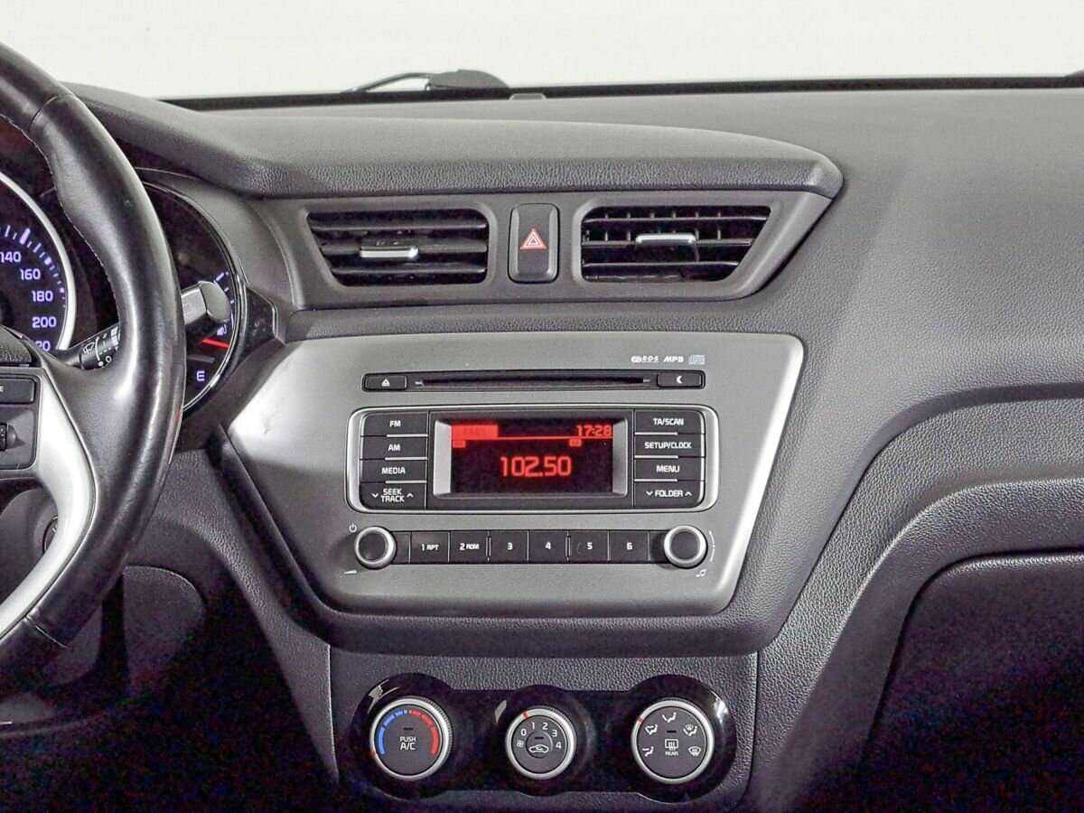 Б/У Киа Рио 2016 года. Фото: #12