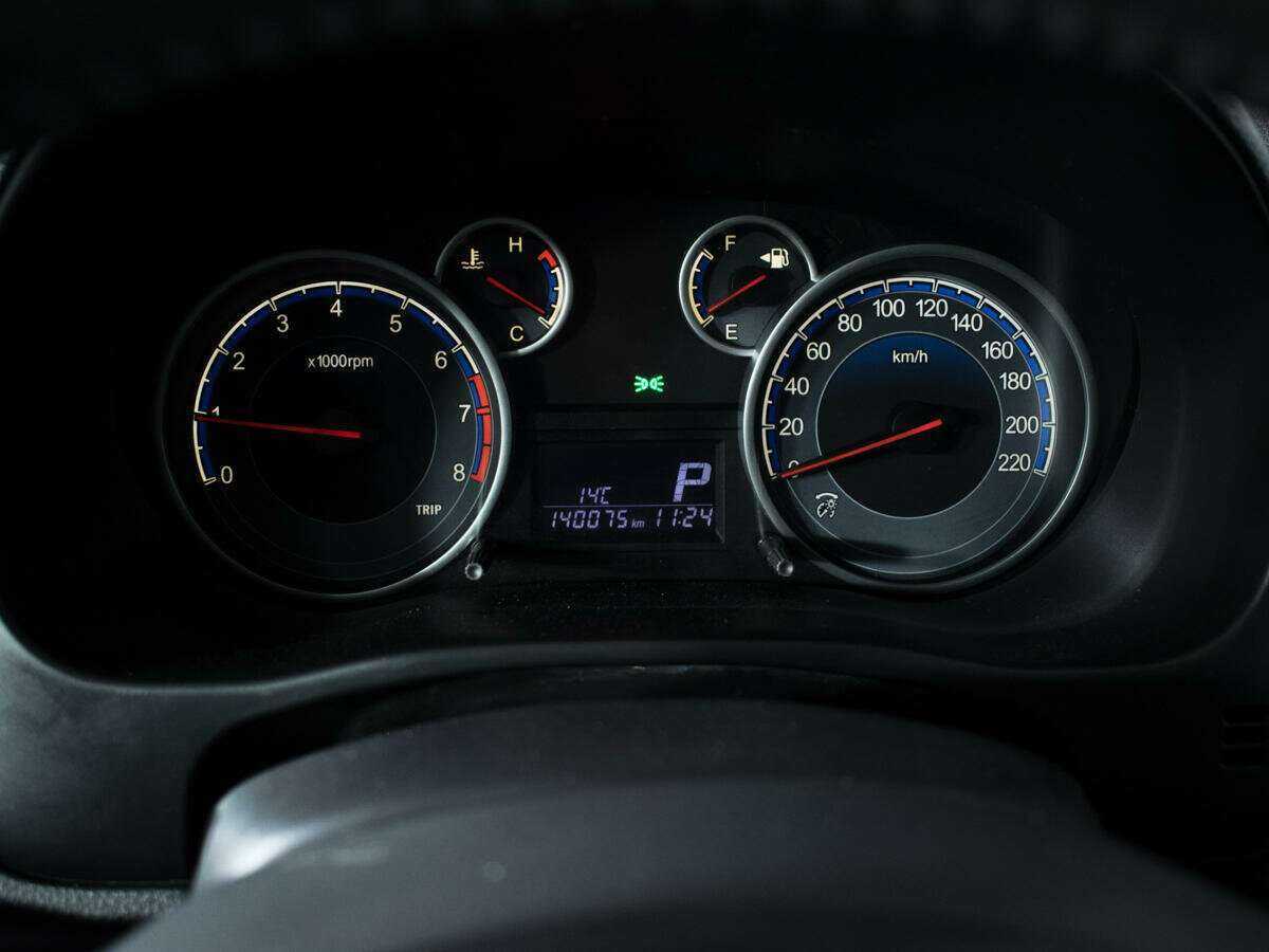 Б/У Сузуки С-Икс4 2014 года. Фото: #7