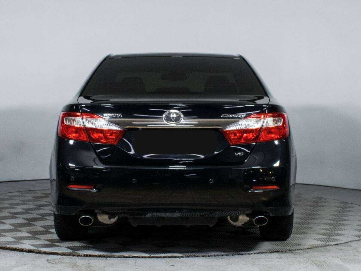 Б/У Тойота Камри 2012 года. Фото: #5