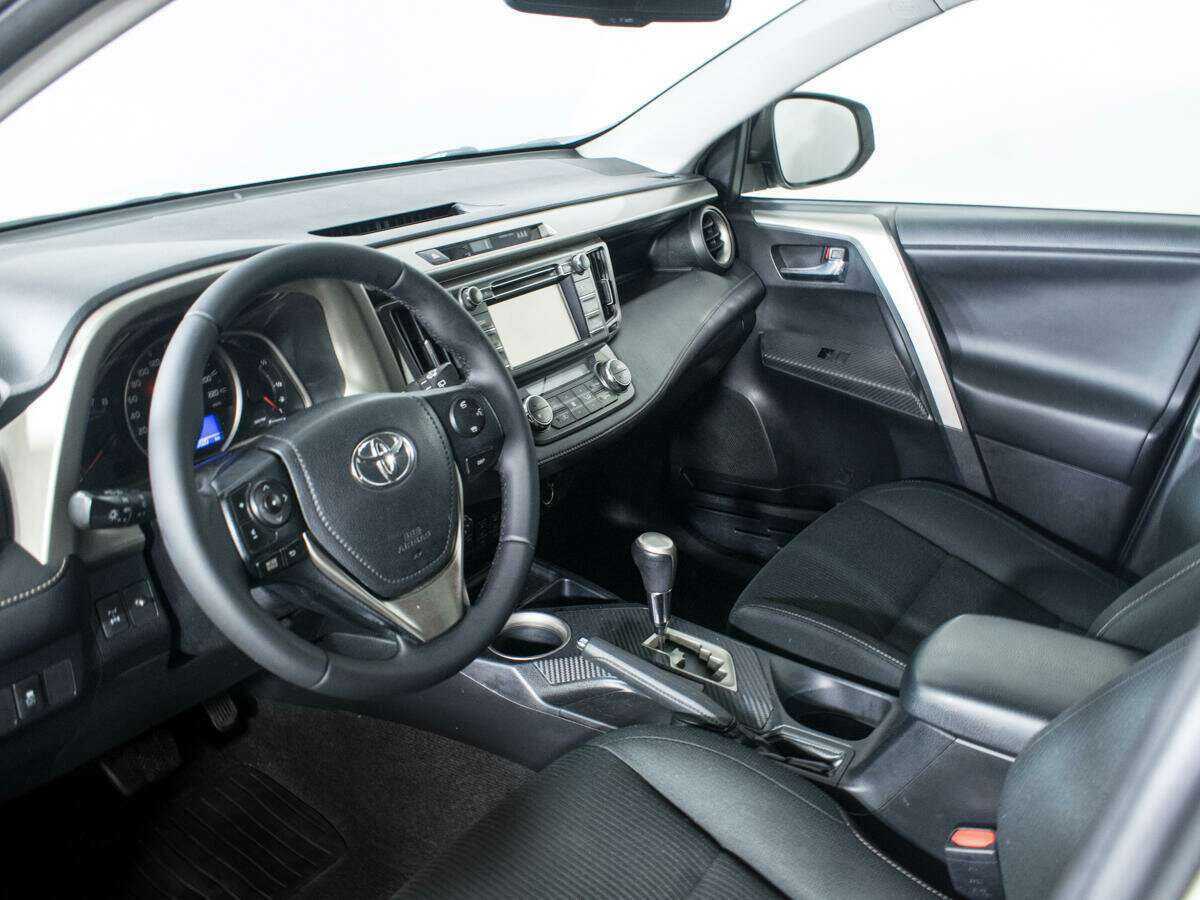 Б/У Тойота Рав4 2013 года. Фото: #10