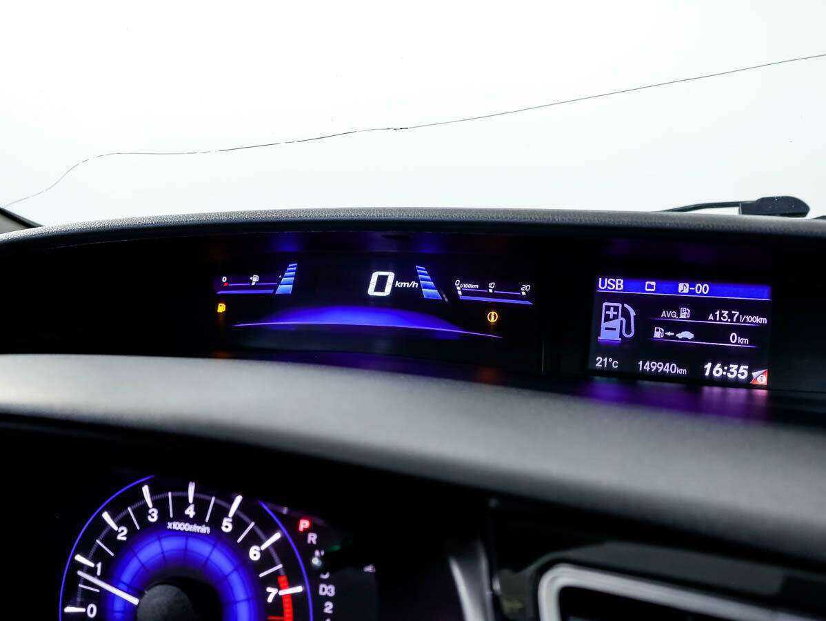 Б/У Хонда Цивик 2013 года. Фото: #11