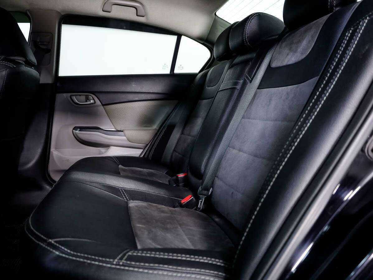 Б/У Хонда Цивик 2013 года. Фото: #13