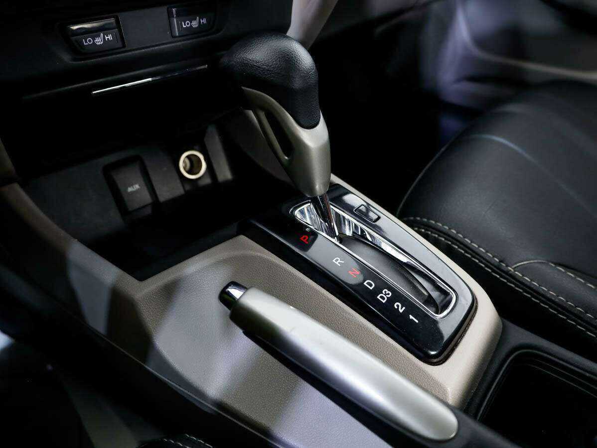 Б/У Хонда Цивик 2013 года. Фото: #17