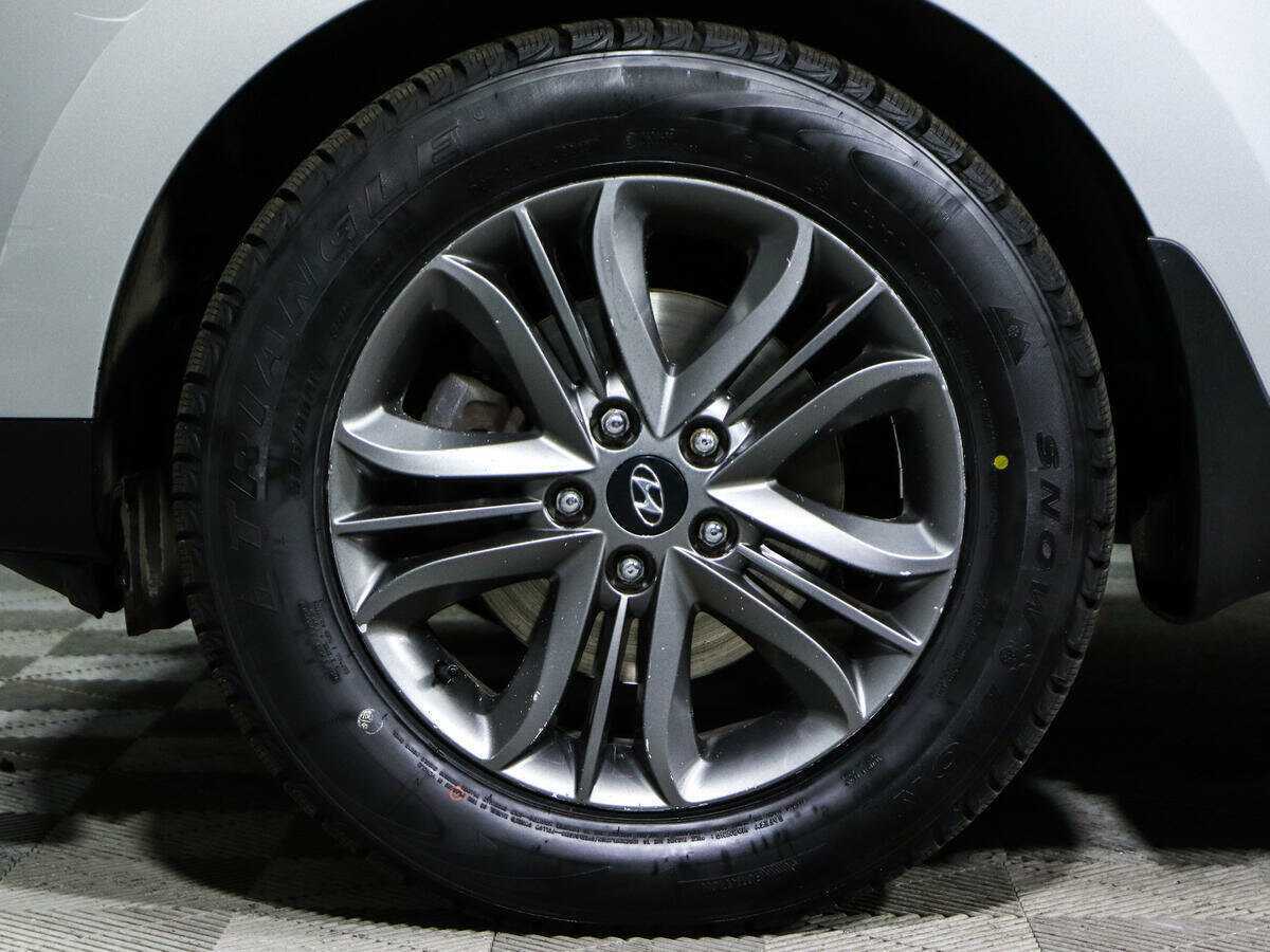 Б/У Хендай ай-икс35 2014 года. Фото: #15