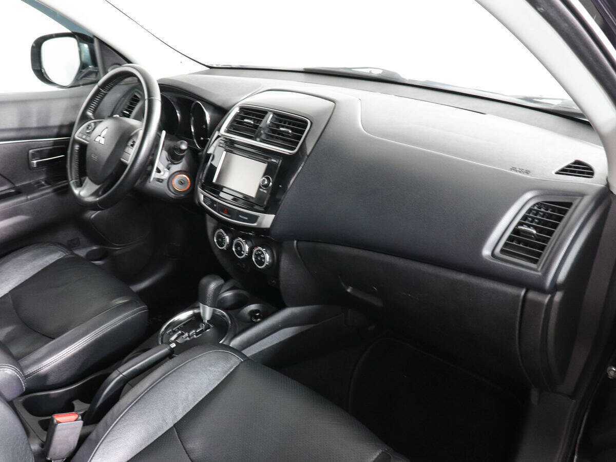 Б/У Митсубиши АС-Икс 2014 года. Фото: #9