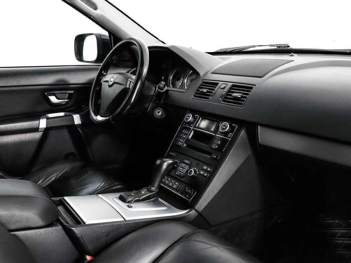 Б/У Вольво ИксЦ90 2013 года. Фото: #11