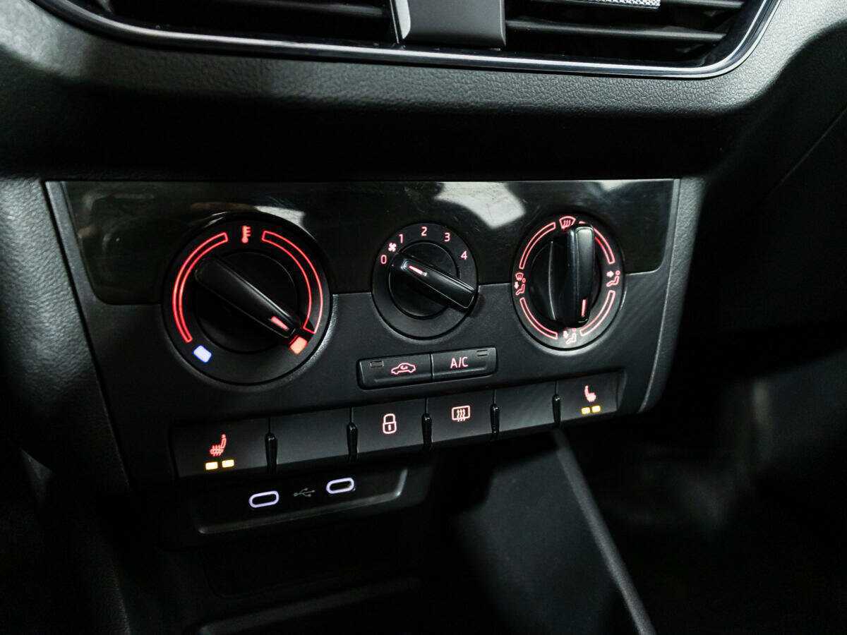 Б/У Фольксваген Поло 2021 года. Фото: #15