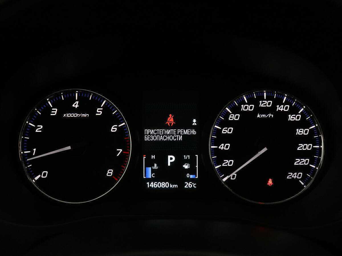 Б/У Митсубиши Оутлэндер 2018 года. Фото: #10