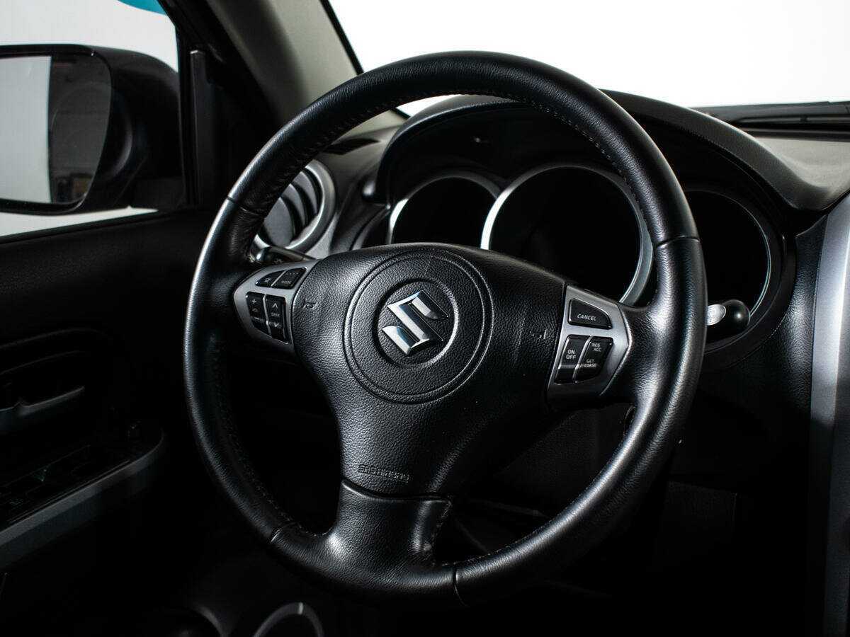 Б/У Сузуки Гранд Витара 2014 года. Фото: #8