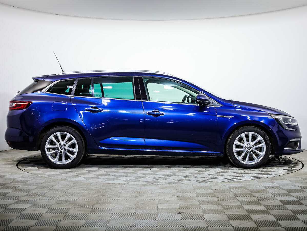 Б/У Рено Меган 2017 года. Фото: #2