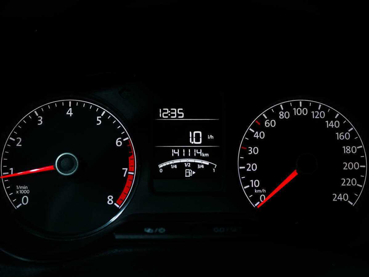 Б/У Фольксваген Поло 2017 года. Фото: #8