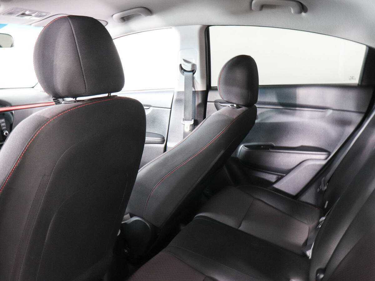 Б/У Киа Рио 2021 года. Фото: #11