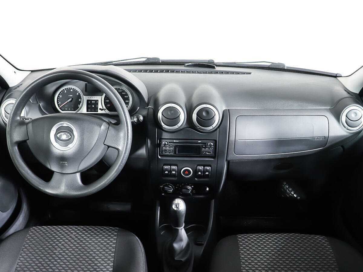 Б/У Лада (ВАЗ) Ларгус 2015 года. Фото: #11