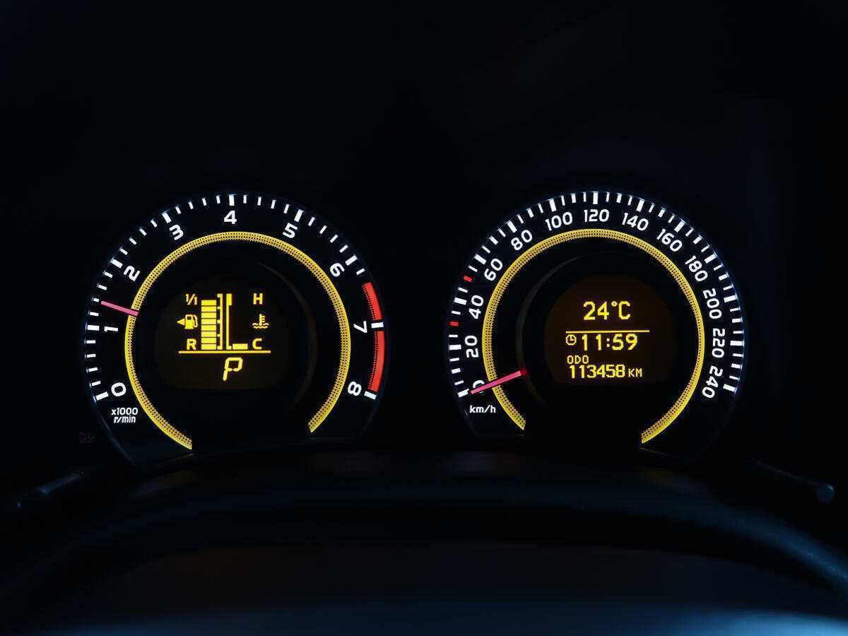 Б/У Тойота Королла 2012 года. Фото: #15